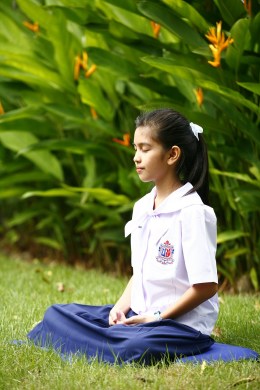 girl-481259_1280